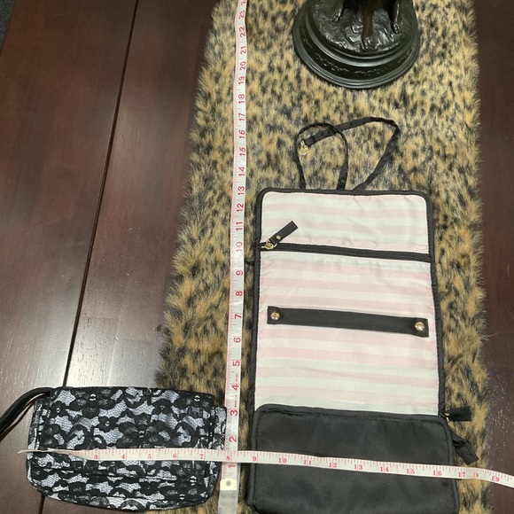 VICTORIA SECRET POUCH AND SMALL ORGANIZER - Picture 6 of 10